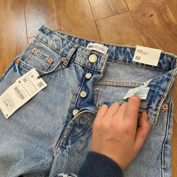 ZARA Jeans - Picture 2 of 5